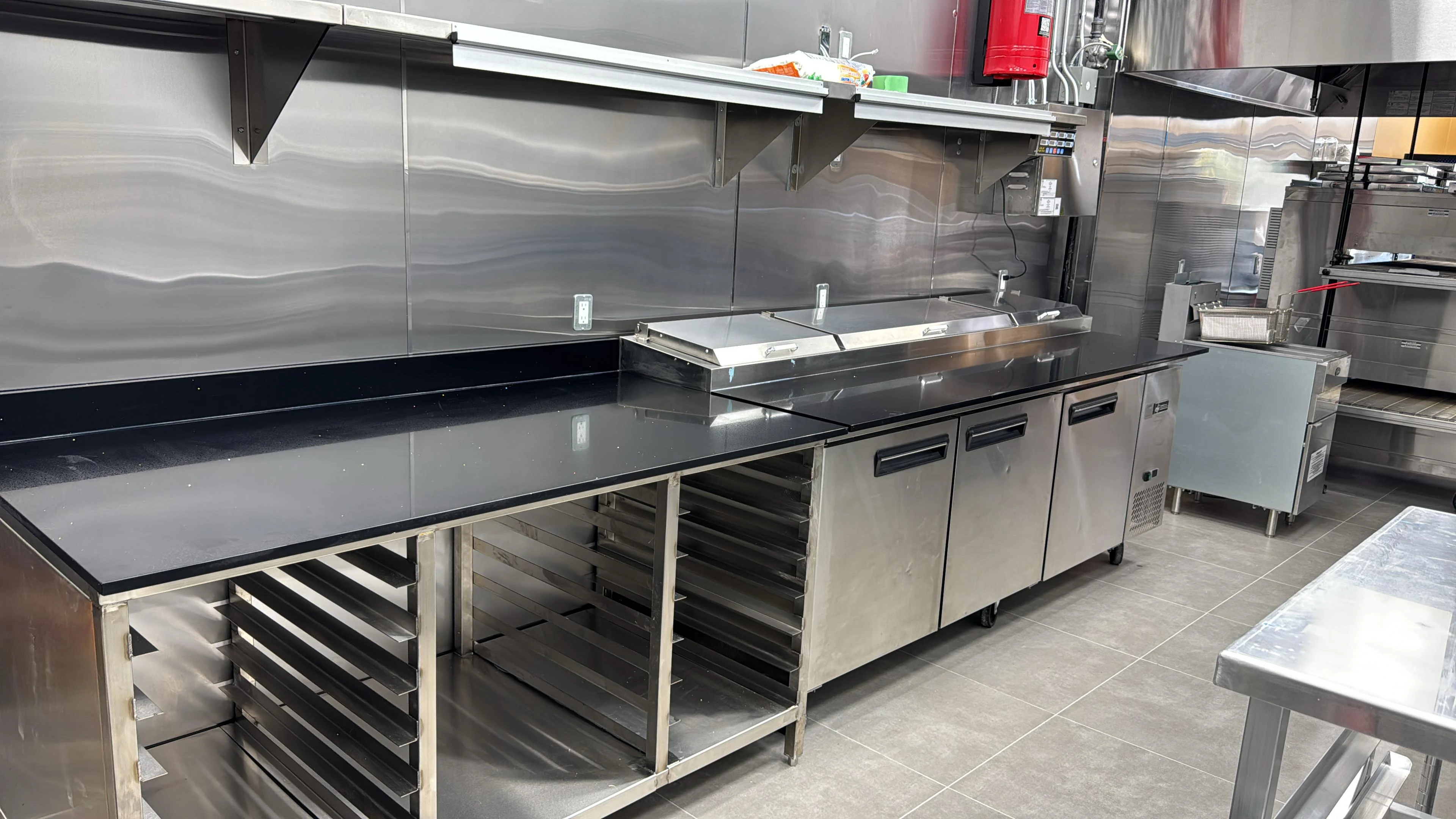Gino’s Pizza - Ajax project photo 2