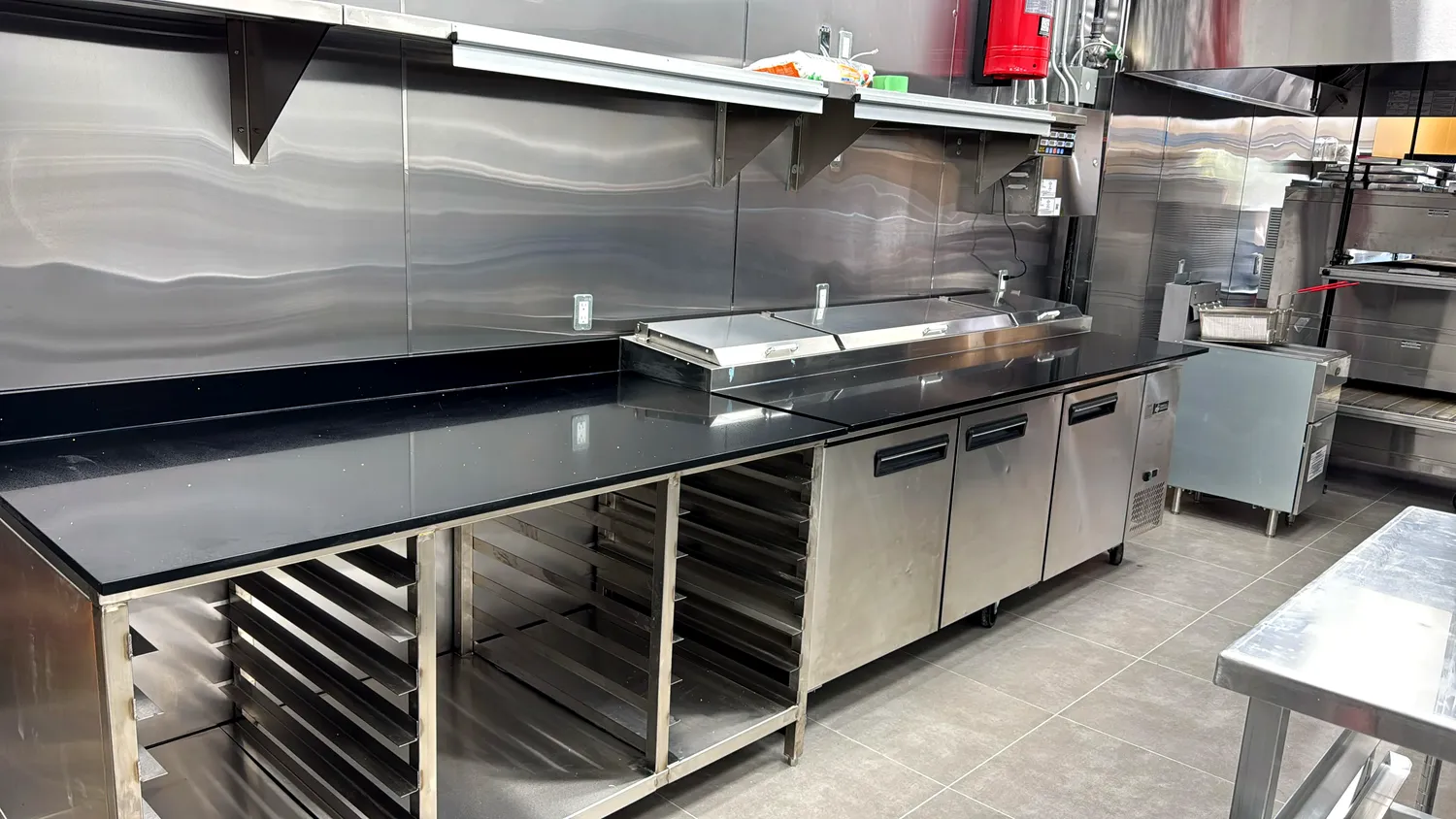 Gino’s Pizza - Ajax project photo 4